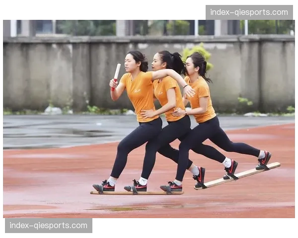 数据揭示：三月比赛最后五分钟，各队更倾向于使用换防而非夹击。